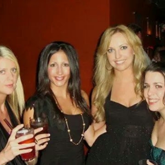 Meet your Posher, I - Picture 2 of 4